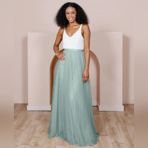 Revelry Skylar Tulle Skirt Sage Green Size 2 NWOT 🍃 - Picture 1 of 16